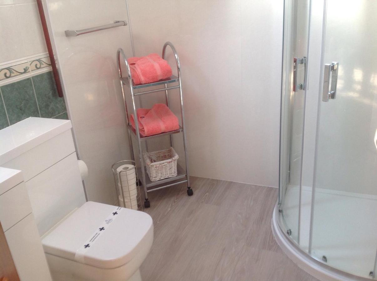 Ronaldsvoe Bed And Breakfast Fort William Ngoại thất bức ảnh