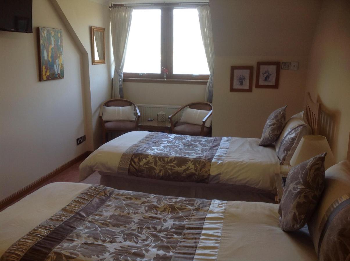 Ronaldsvoe Bed And Breakfast Fort William Ngoại thất bức ảnh