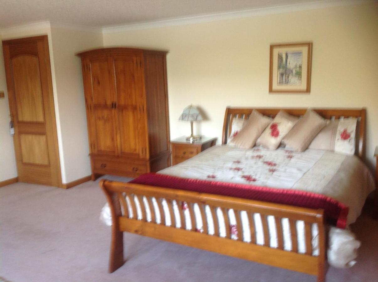 Ronaldsvoe Bed And Breakfast Fort William Ngoại thất bức ảnh